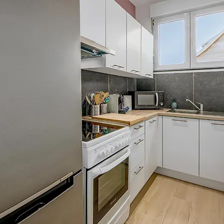 Meeuwen 3v Holiday home *