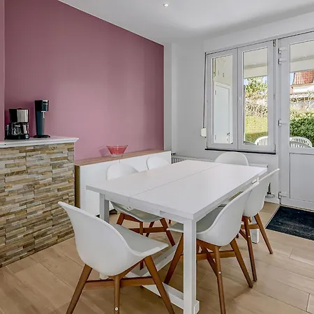 Holiday home Meeuwen 3v *